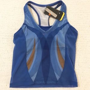 NWT Nike Tank Top with Bra